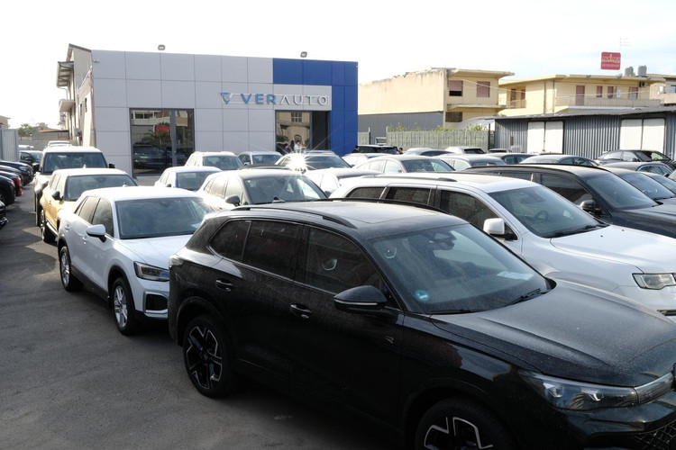 dealer showroom